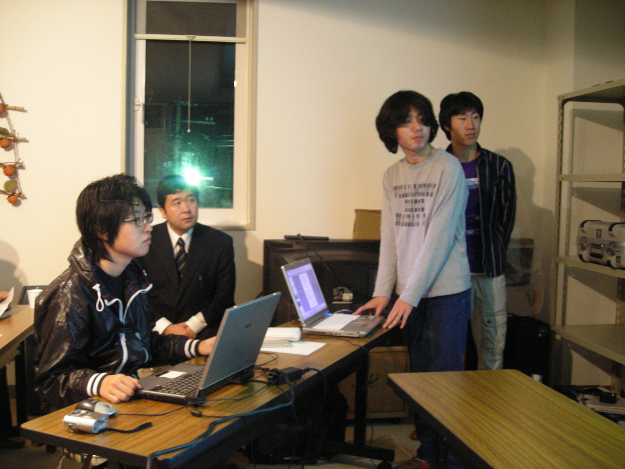 知内学
